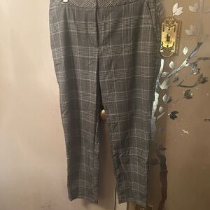 H&M Women's Black and Gray Plaid Trousers